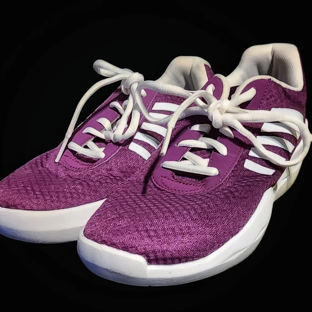 K-Swiss Women's Vibrant Violet Purple sneakers. Like new..size 8 US. - Picture 8 of 10